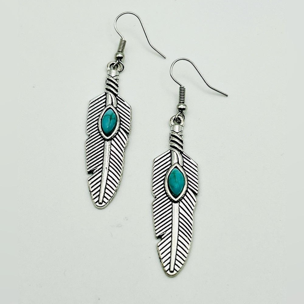 Southwestern Boho Gypsy Feather Navaho Tribal Turquoise Stone Dangle Earrings